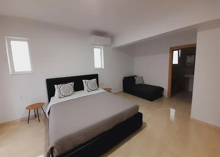 罗斯伯里公寓酒店 公寓式酒店 4*