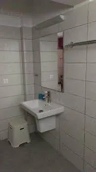 罗斯伯里公寓酒店 法里拉基