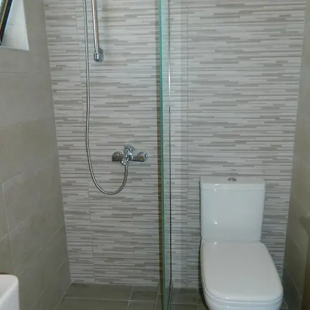 Roseberry ファリラキ