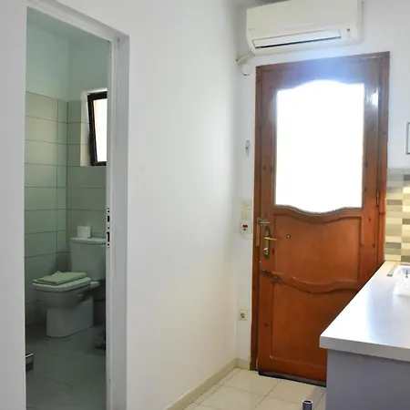 Roseberry Aparthotel 4*