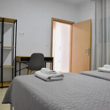 Roseberry Aparthotel 2*