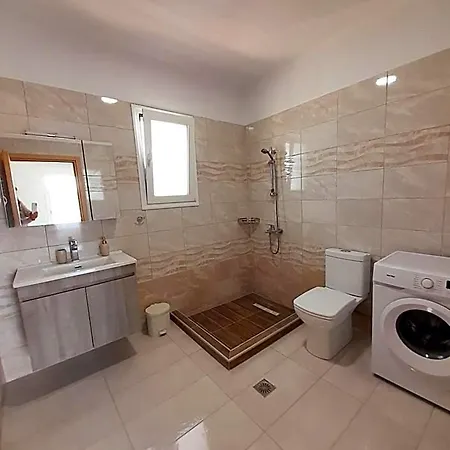 Roseberry 4* Φαληράκι