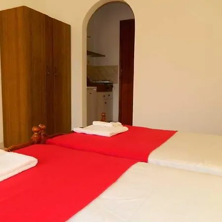Roseberry 4*