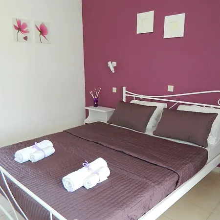 Roseberry Aparthotel