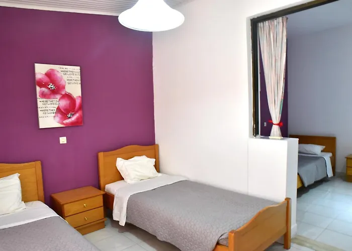 Aparthotel Roseberry 4*