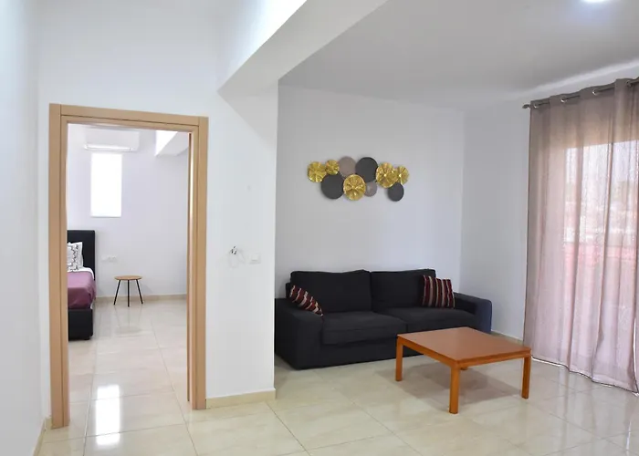 Aparthotel Roseberry Faliraki