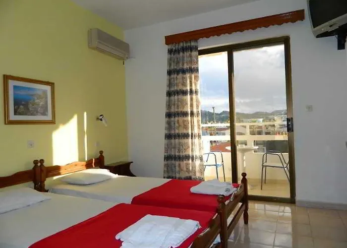 Roseberry Aparthotel